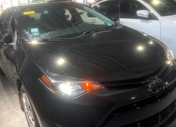 TOYOTA COROLLA 2018 2T1BURHEXJC072803 image