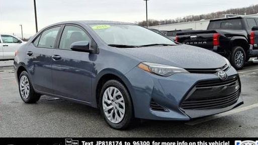 TOYOTA COROLLA 2018 5YFBURHE0JP818174 image