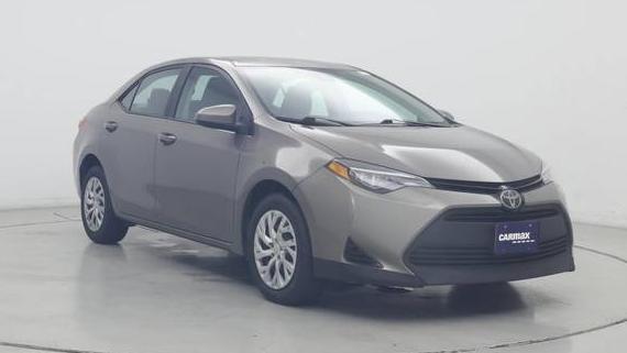 TOYOTA COROLLA 2018 5YFBURHE4JP826889 image