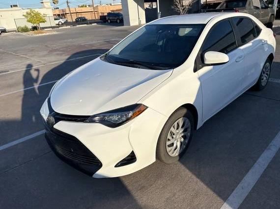TOYOTA COROLLA 2018 2T1BURHE5JC102211 image