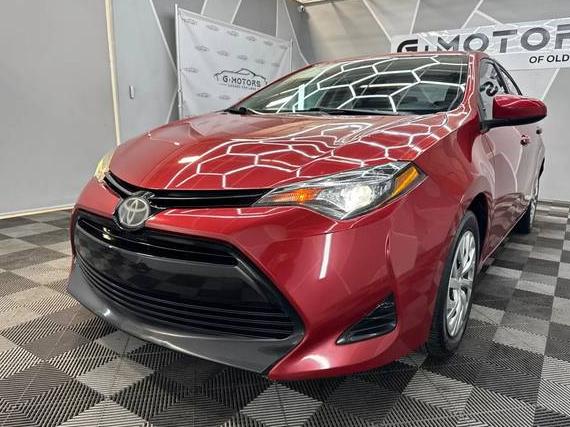 TOYOTA COROLLA 2018 5YFBURHE8JP853559 image