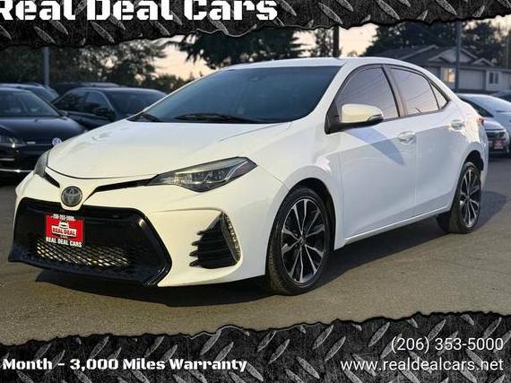 TOYOTA COROLLA 2018 5YFBURHE9JP771064 image