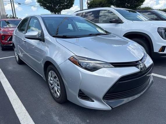 TOYOTA COROLLA 2018 5YFBURHE6JP780191 image