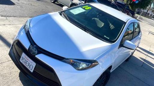 TOYOTA COROLLA 2018 5YFBURHE4JP814337 image