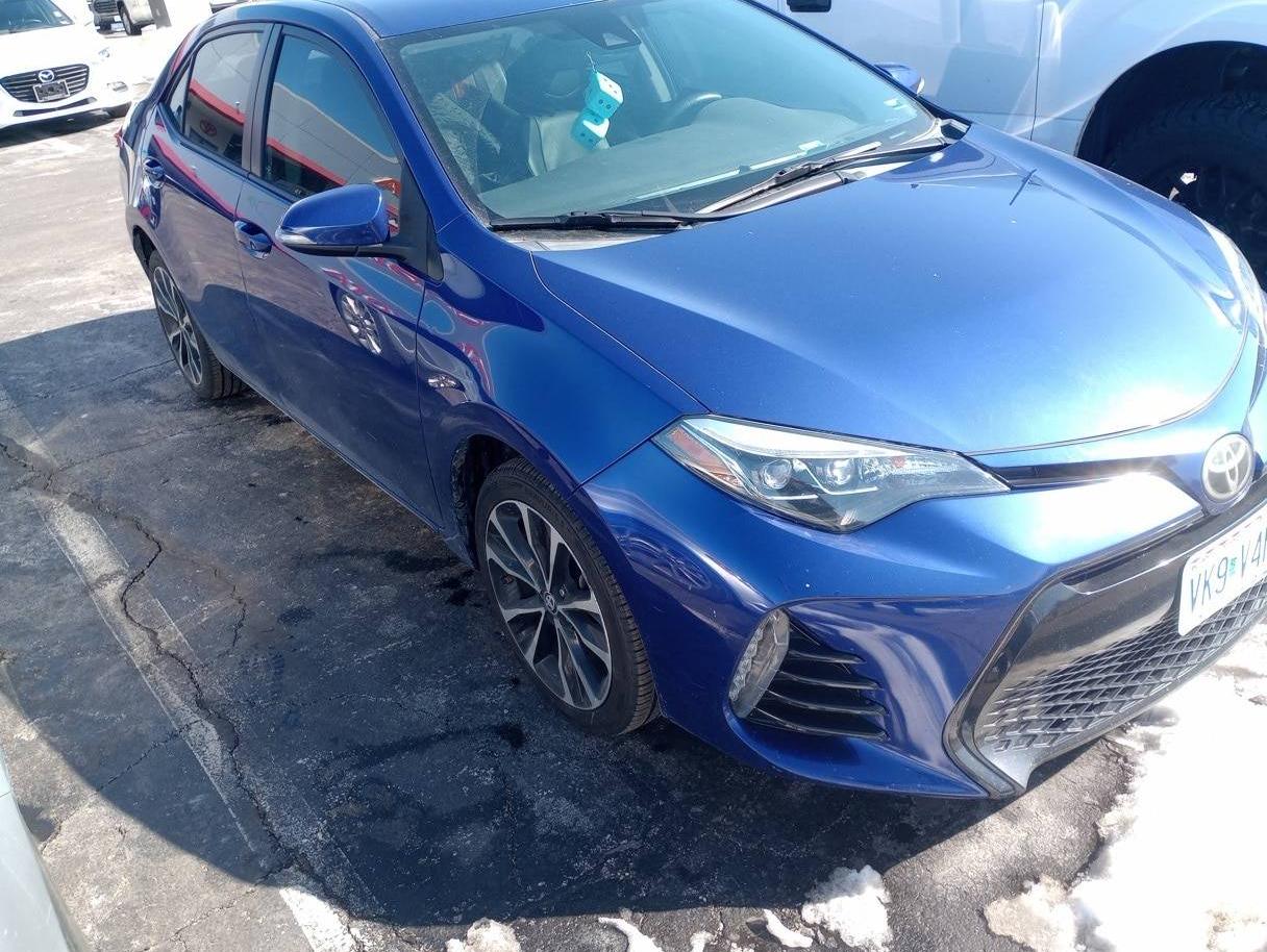 TOYOTA COROLLA 2017 5YFBURHE7HP717305 image