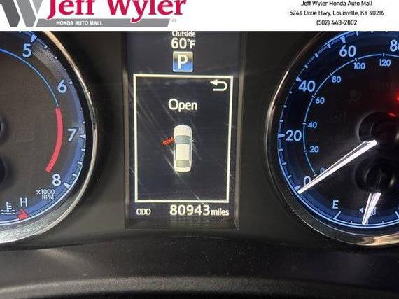 TOYOTA COROLLA 2017 2T1BURHE4HC910995 image