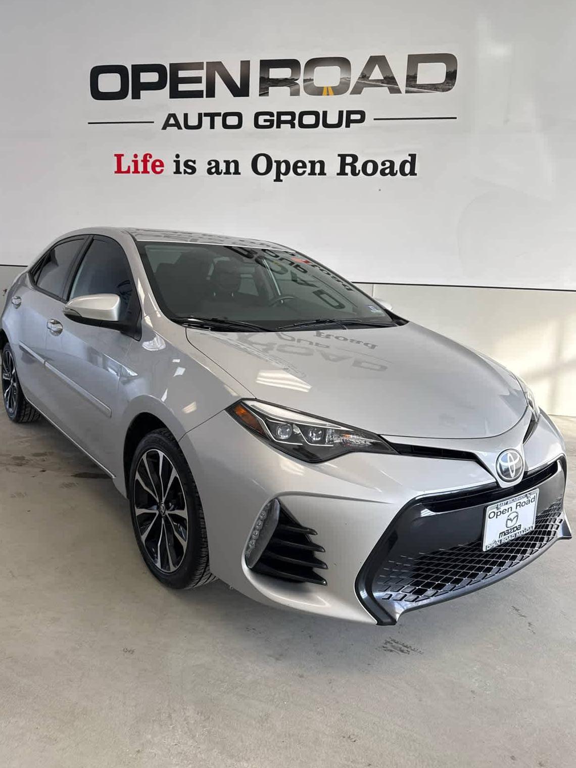 TOYOTA COROLLA 2017 2T1BURHEXHC866792 image