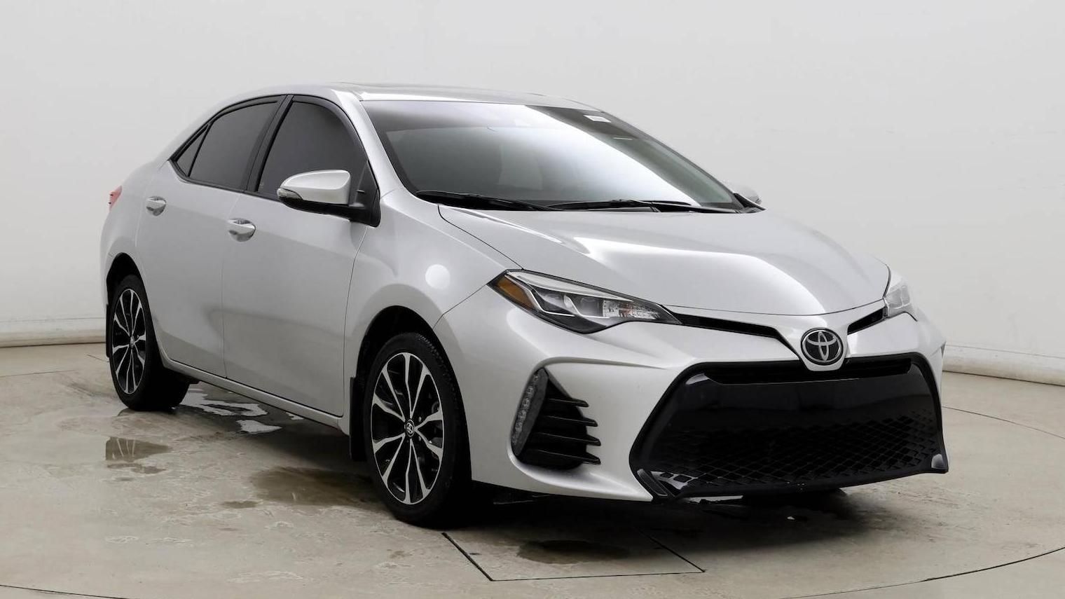 TOYOTA COROLLA 2017 2T1BURHEXHC765364 image