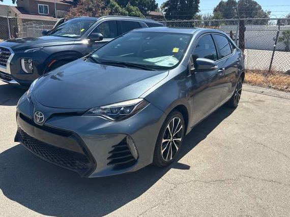 TOYOTA COROLLA 2017 2T1BURHE7HC942615 image