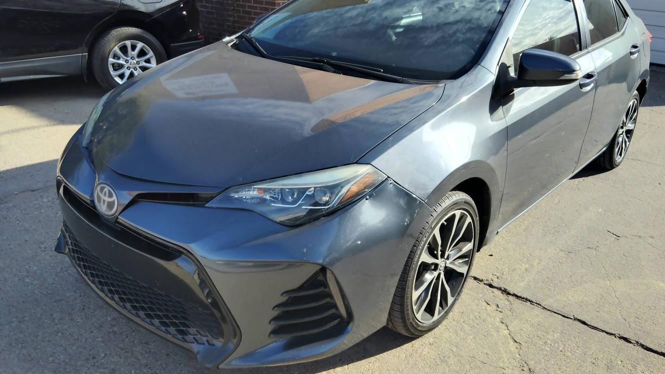 TOYOTA COROLLA 2017 5YFBURHE5HP726018 image