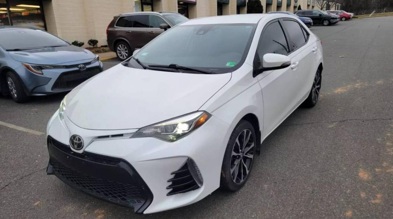 TOYOTA COROLLA 2017 5YFBURHE8HP679745 image