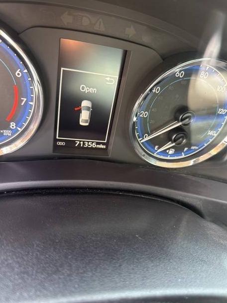 TOYOTA COROLLA 2017 5YFBURHE4HP729394 image