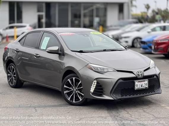 TOYOTA COROLLA 2017 2T1BURHE6HC766673 image