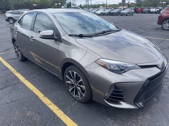 TOYOTA COROLLA 2017 2T1BURHE5HC886979 image