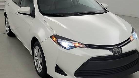 TOYOTA COROLLA 2017 5YFBURHE6HP632200 image