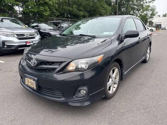 TOYOTA COROLLA 2012 2T1BU4EEXCC875556 image
