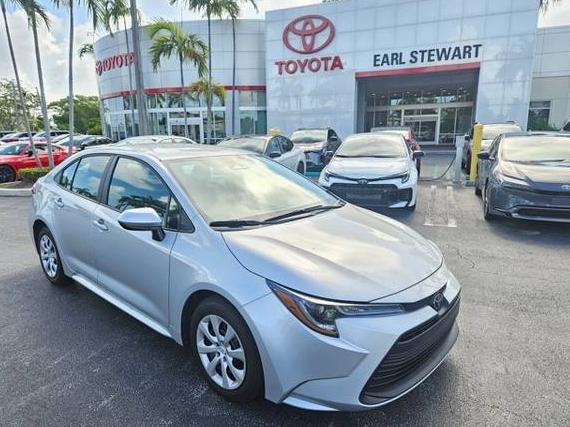 TOYOTA COROLLA 2024 5YFB4MDE7RP158087 image