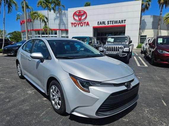 TOYOTA COROLLA 2024 5YFB4MDE0RP106395 image