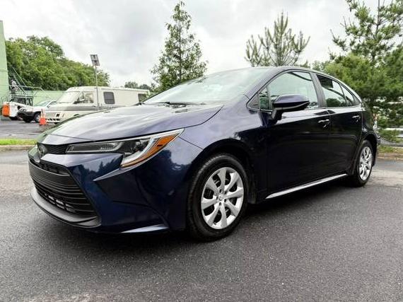 TOYOTA COROLLA 2024 5YFB4MDE6RP121838 image