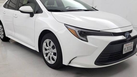 TOYOTA COROLLA 2024 JTDBCMFE5R3055498 image