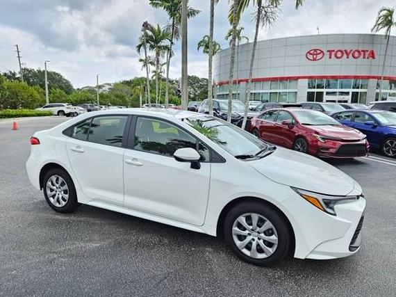 TOYOTA COROLLA 2024 JTDBCMFE1R3033126 image