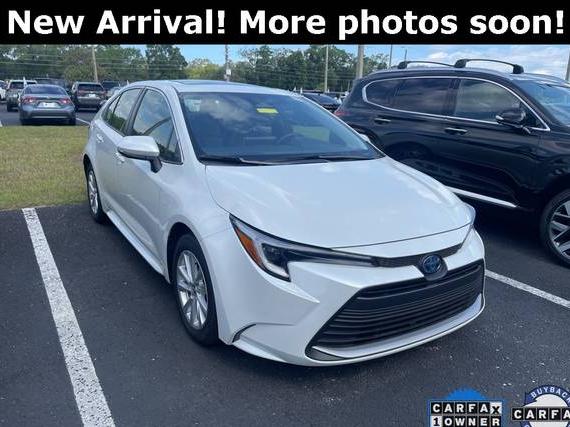 TOYOTA COROLLA 2024 JTDBCMFE8RJ030610 image