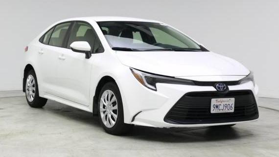 TOYOTA COROLLA 2024 JTDBCMFE0R3030833 image