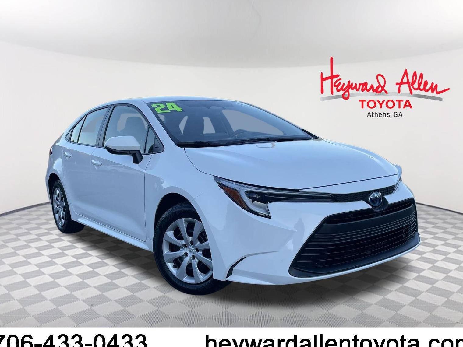 TOYOTA COROLLA 2024 JTDBCMFE3R3048713 image