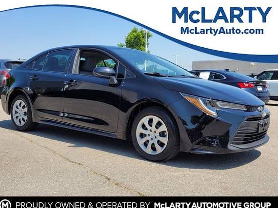TOYOTA COROLLA 2024 5YFB4MDE9RP104340 image