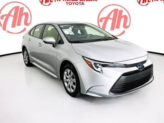TOYOTA COROLLA 2024 JTDBCMFE2R3029084 image