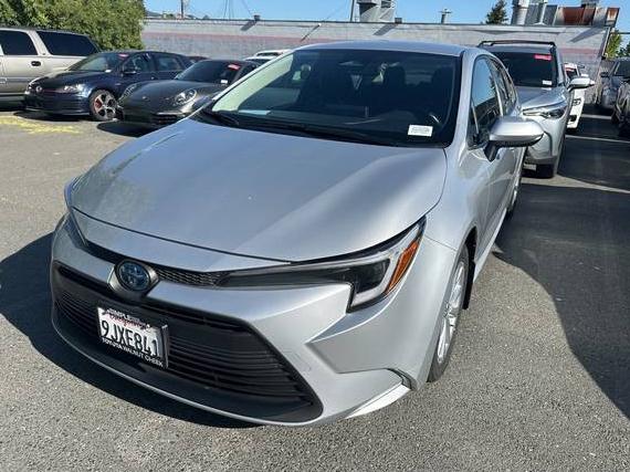 TOYOTA COROLLA 2024 JTDBCMFE9R3034055 image