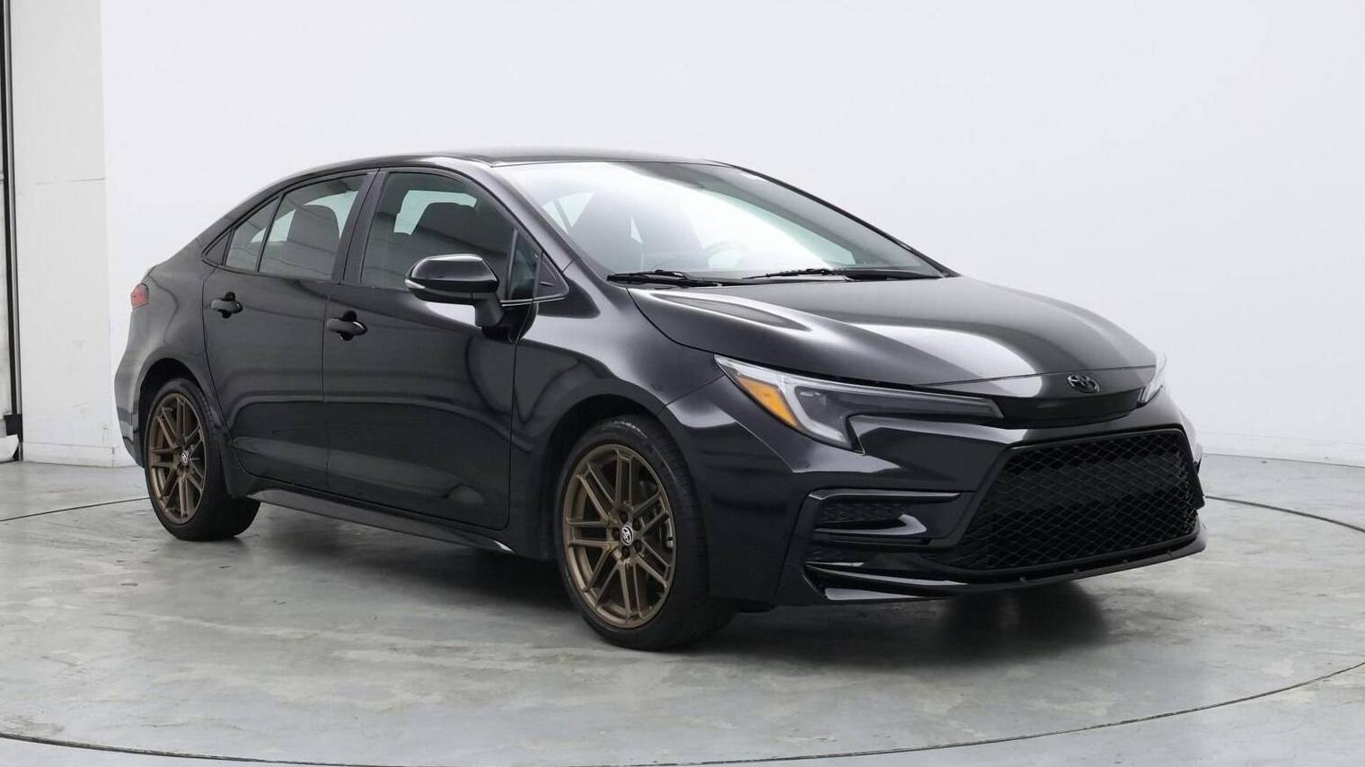 TOYOTA COROLLA 2024 5YFB4MCE2RP180483 image