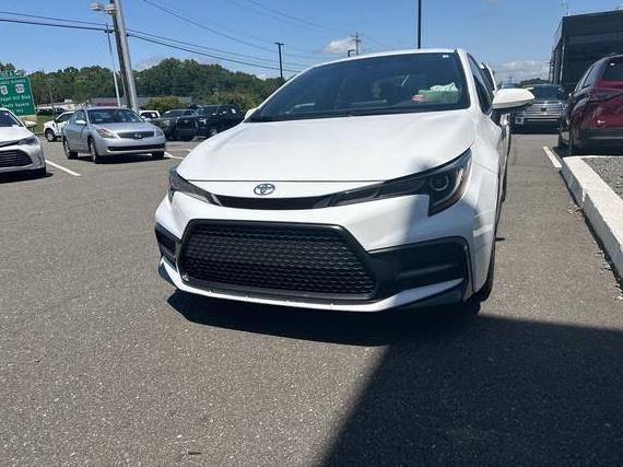 TOYOTA COROLLA 2020 5YFS4RCE5LP047074 image