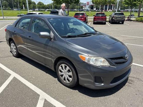 TOYOTA COROLLA 2011 2T1BU4EE5BC728169 image