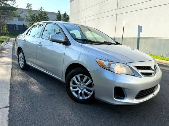 TOYOTA COROLLA 2011 2T1BU4EE1BC743803 image