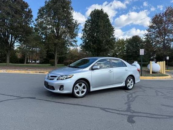 TOYOTA COROLLA 2011 2T1BU4EE9BC748862 image