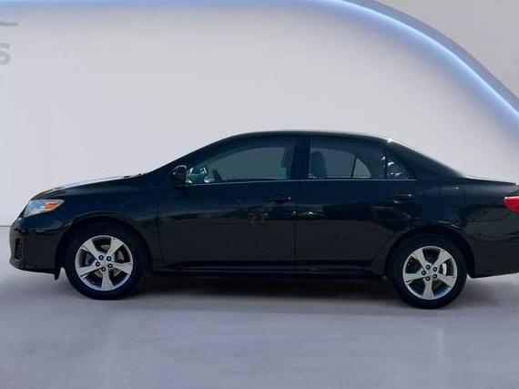 TOYOTA COROLLA 2013 2T1BU4EE1DC992427 image