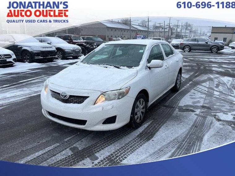 TOYOTA COROLLA 2010 2T1BU4EE0AC530341 image