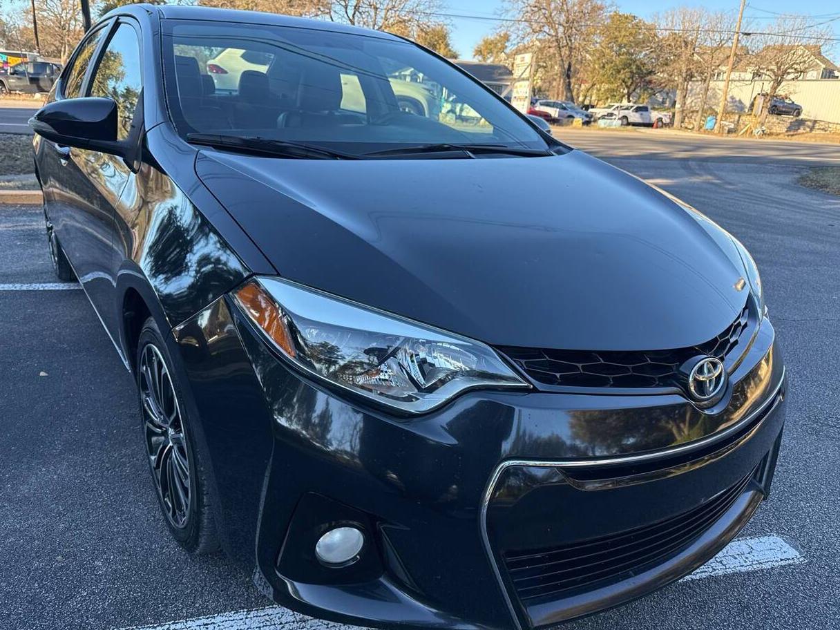 TOYOTA COROLLA 2014 5YFBURHE0EP139656 image