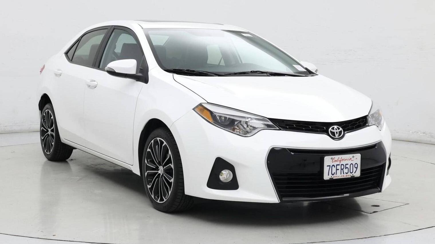 TOYOTA COROLLA 2014 5YFBURHE9EP012551 image