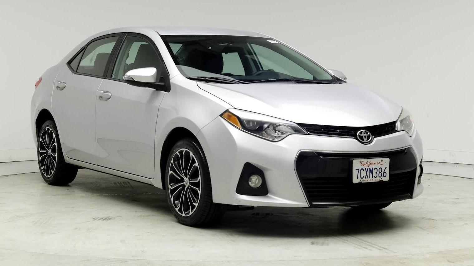 TOYOTA COROLLA 2014 5YFBURHE3EP045755 image