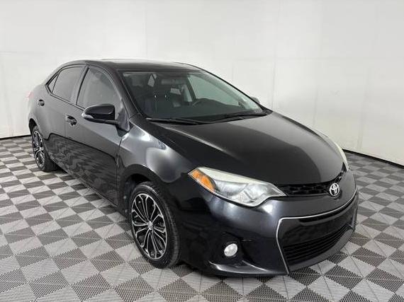 TOYOTA COROLLA 2015 5YFBURHE0FP204300 image