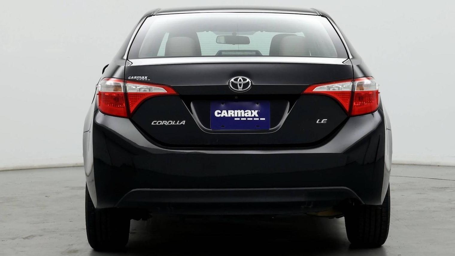 TOYOTA COROLLA 2015 5YFBURHE2FP237895 image