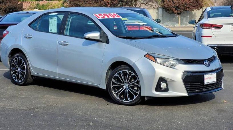 TOYOTA COROLLA 2015 5YFBURHE7FP221840 image