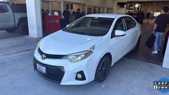 TOYOTA COROLLA 2015 5YFBURHE8FP359788 image