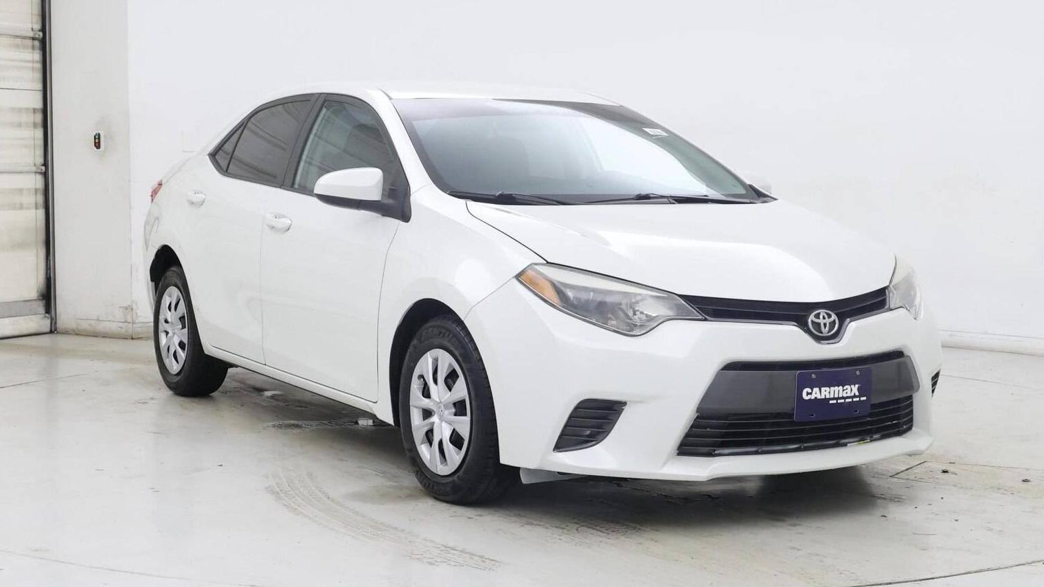 TOYOTA COROLLA 2015 5YFBPRHEXFP285197 image