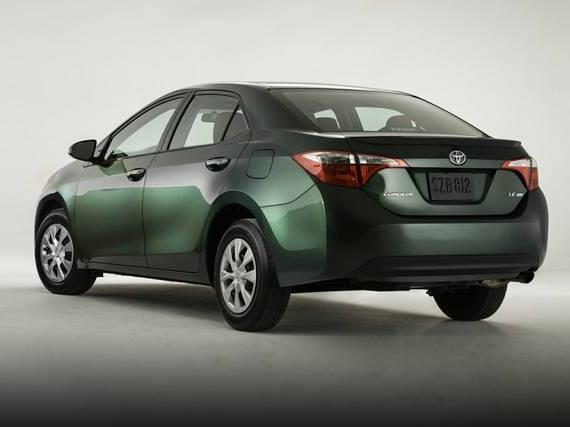 TOYOTA COROLLA 2015 5YFBURHE2FP182235 image