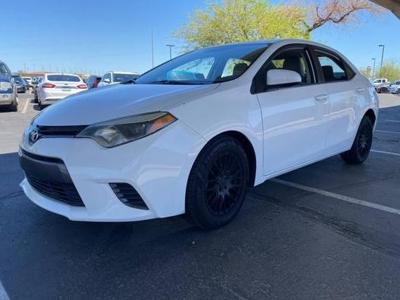 TOYOTA COROLLA 2015 5YFBURHE3FP318128 image
