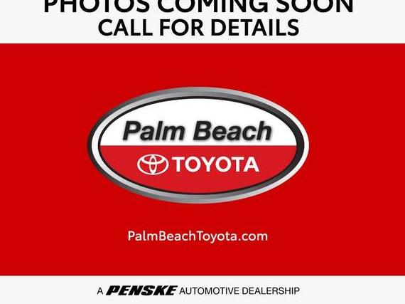 TOYOTA COROLLA 2015 2T1BURHE4FC302049 image