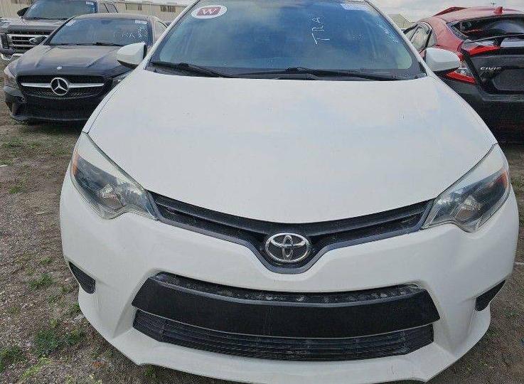 TOYOTA COROLLA 2015 5YFBURHE1FP221154 image